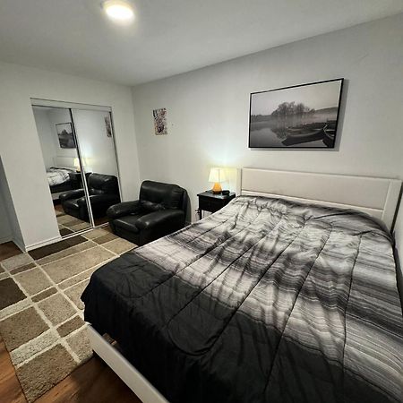 Hotel 28 Bingham Road à Brampton Extérieur photo